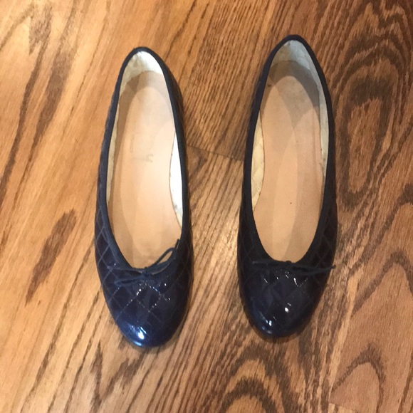 french sole Shoes - French Sole quilted patent leather ballet flats